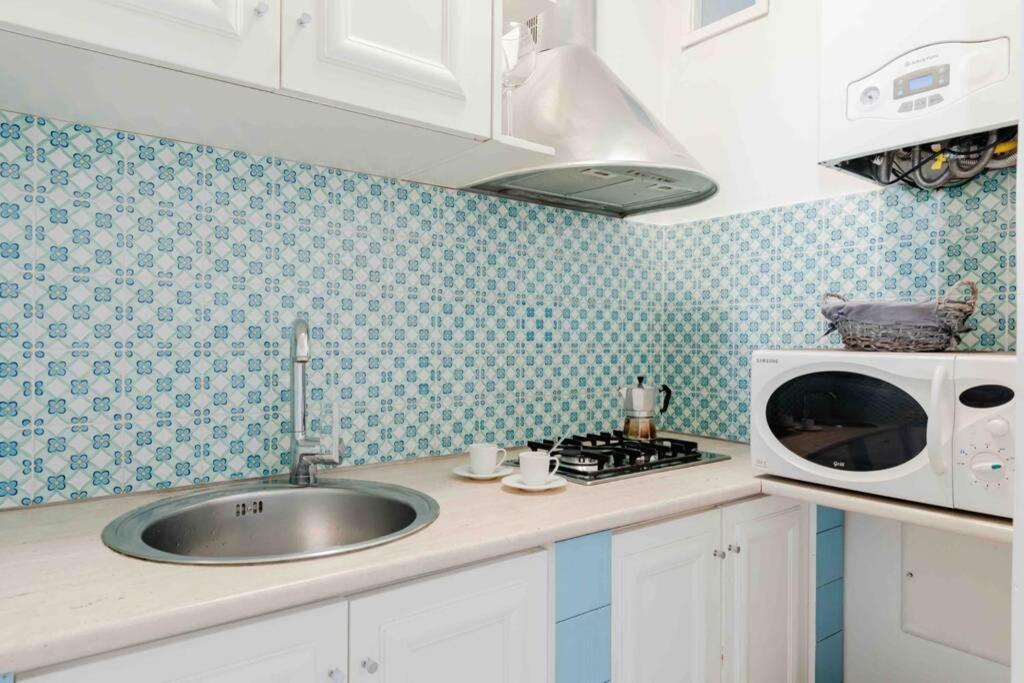 Elegant Trilussa Apartment โรม ภายนอก รูปภาพ